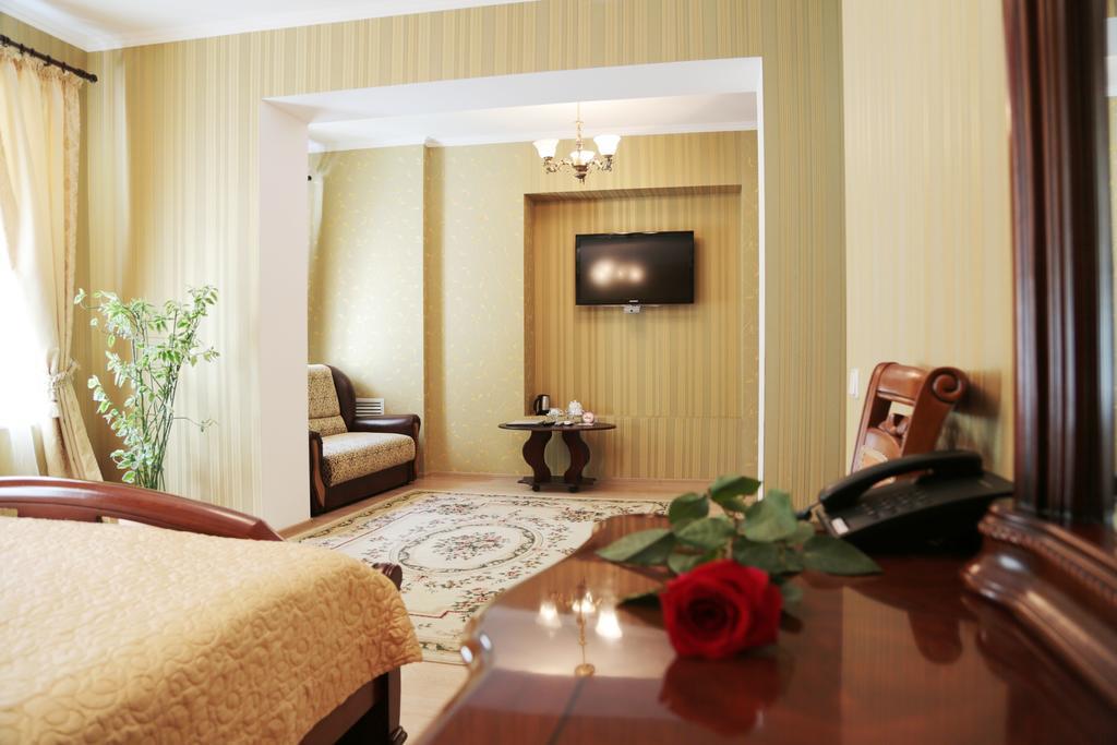 Evropeyskiy Kyiv Room photo